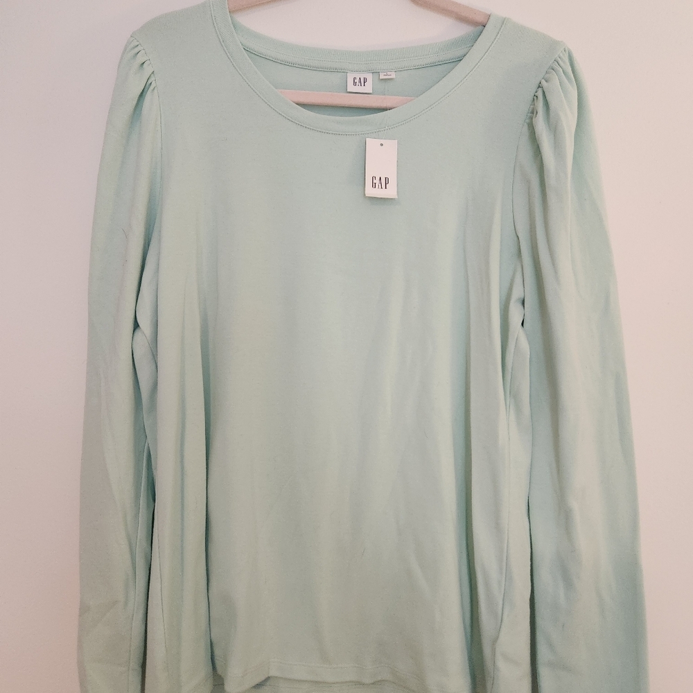 NwT GAP Women's Mint Green Long Sleeve Top
